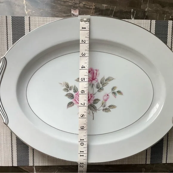 Vintage set of 3 Rosetta 5221 Pattern,serving prices.
